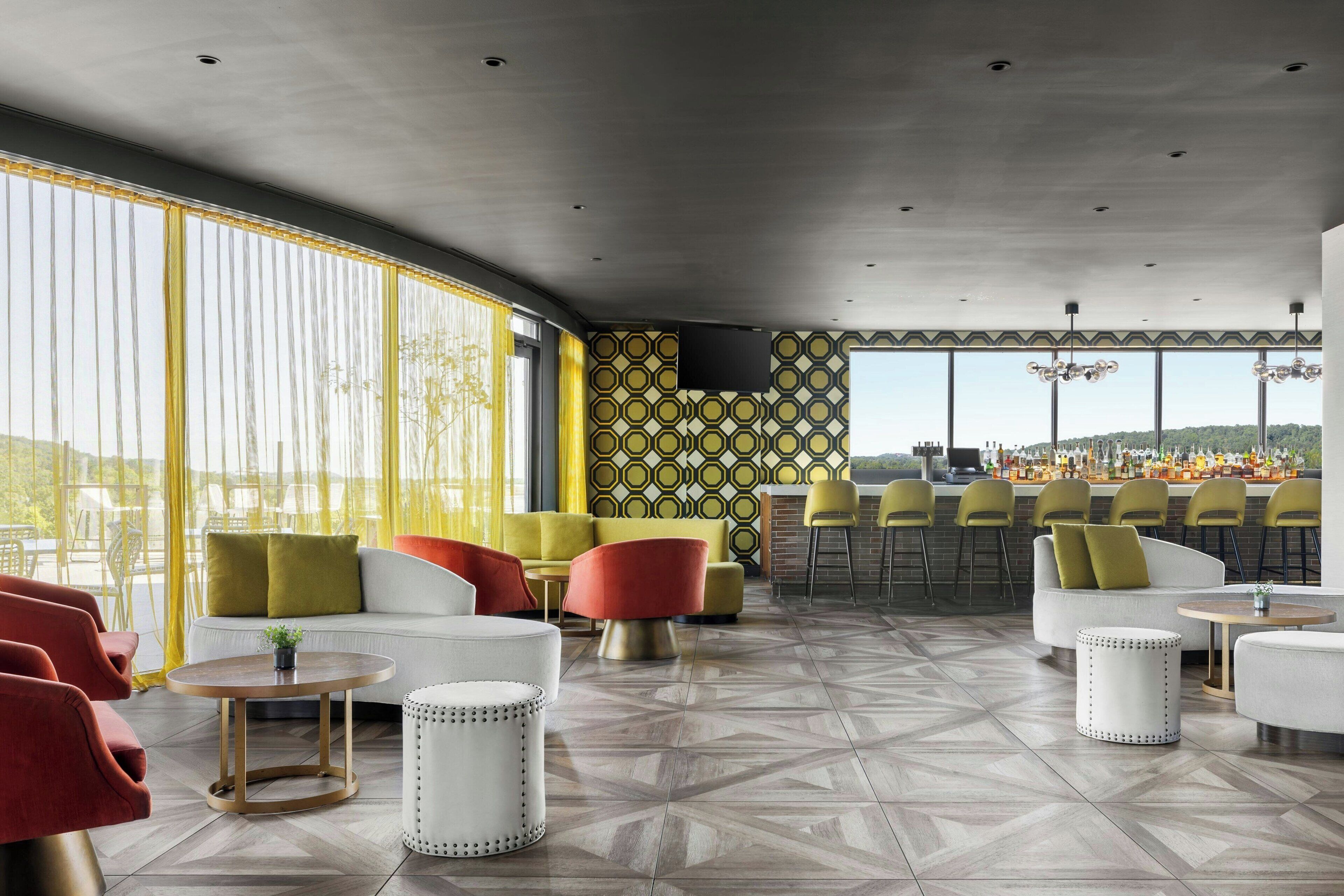 2 bars/lounges, rooftop bar