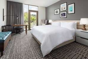 ملاءات إيطالية من طراز فريتي وأغطية فراش متميزة وأسرّة بطبقة علوية مريحة