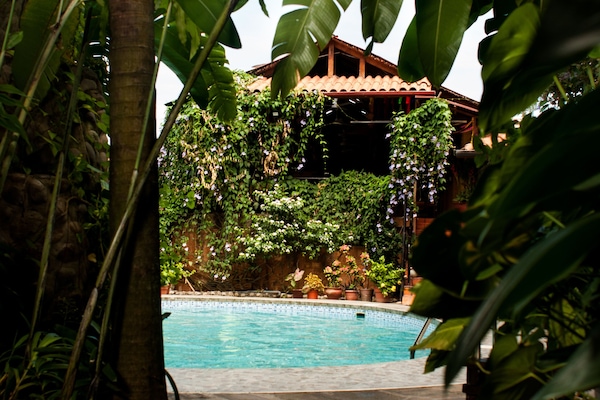 Junior Suite (air conditioning) | Garden view