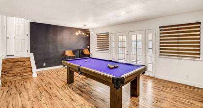 Newly Remodeled Home With King Size Bedroom - 3 Miles From The Strip