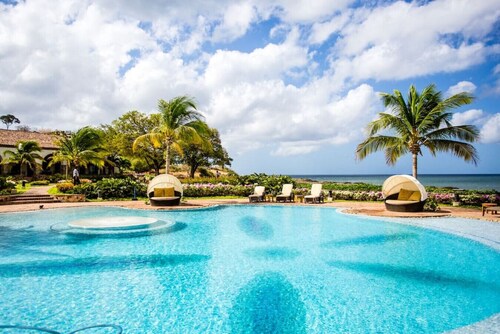 Casa Alegre, gorgeous villa in Rancho Santana!