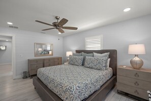 2 bedrooms, Internet - Island House Beach Resort V28 (Siesta Key)