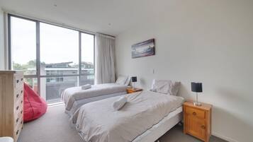 3 間睡房、熨斗/熨衫板、Wi-Fi、床單