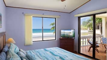 2 bedrooms, desk, travel cot, free WiFi