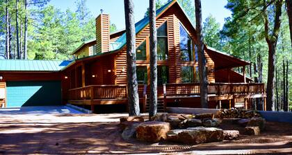 Beautiful Forest Lakes home-best of getting away w/ Starlink WiFi & EV charging