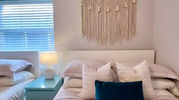 2 habitaciones, cuna de viaje, wifi y ropa de cama