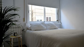 2 chambres, fer et planche Ă repasser, Wi-Fi, draps fournis