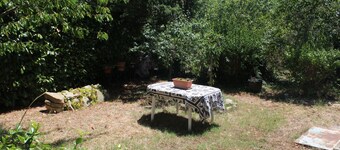 Våningshus i en middelalderlandsby mellom Umbria og Toscana