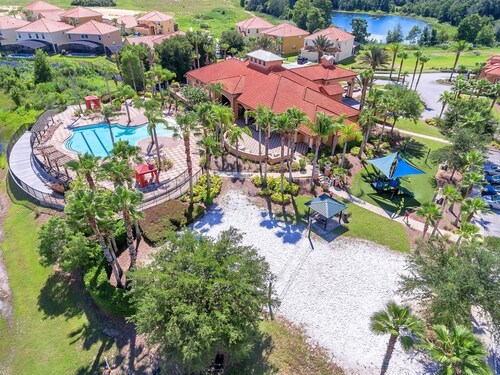  Luxury  'The Devine Villa'  Private Pool & Free WIFI & local calls