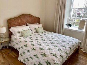 4 sovrum, skrivbord, strykjärn/strykbräda och gratis wi-fi