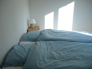 3 bedrooms, desk, iron/ironing board, travel cot