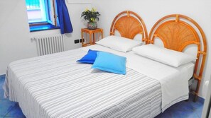 2 camere, ferro/asse da stiro, culla da viaggio, Wi-Fi gratuito