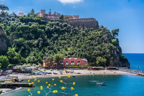 Domus Le Postali, Lovely 2 bedroom beach apartment on Sorrento Coast