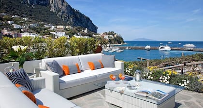Villa Vesuvio in Fortino Capri Eine Terrasse am Meer 10 Minuten von der Piazzetta