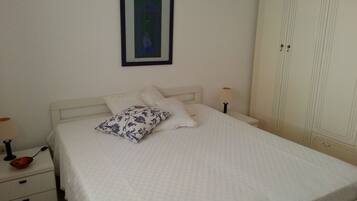 2 habitaciones, acceso a internet y ropa de cama