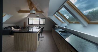 Duplex dans maison 4-6 pers- Vue Lac d'Annecy - Plage Ă 200 mĂštres