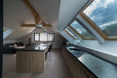 Duplex in house for 4-6 people - View of Lake Annecy - Beach 200 m away