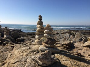 Una spiaggia nelle vicinanze