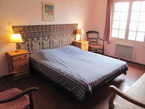 2 Schlafzimmer, Reisekinderbett, kostenloses WLAN