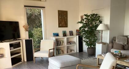 Charmante Villa californienne avec piscine et parking privés et wifi gratuit