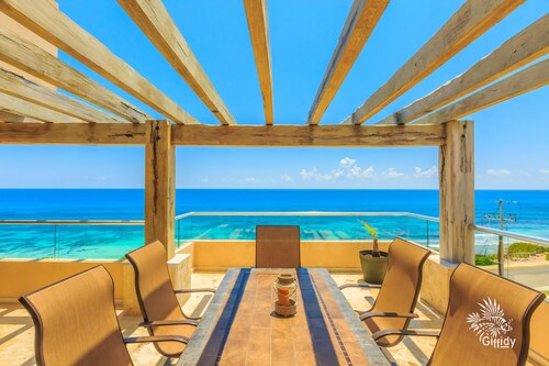 Luxury. 4 BR PH Ocean View + Private Pool