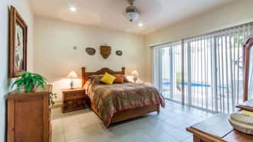 2 makuuhuonetta, tallelokero huoneessa, silitysrauta/-lauta, Wi-Fi