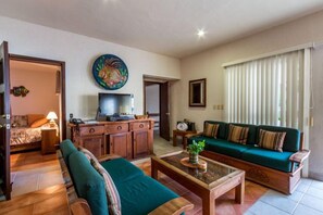 Smart TV, DVD player, books, music library