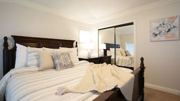 5 bedrooms, iron/ironing board, free WiFi, bed sheets