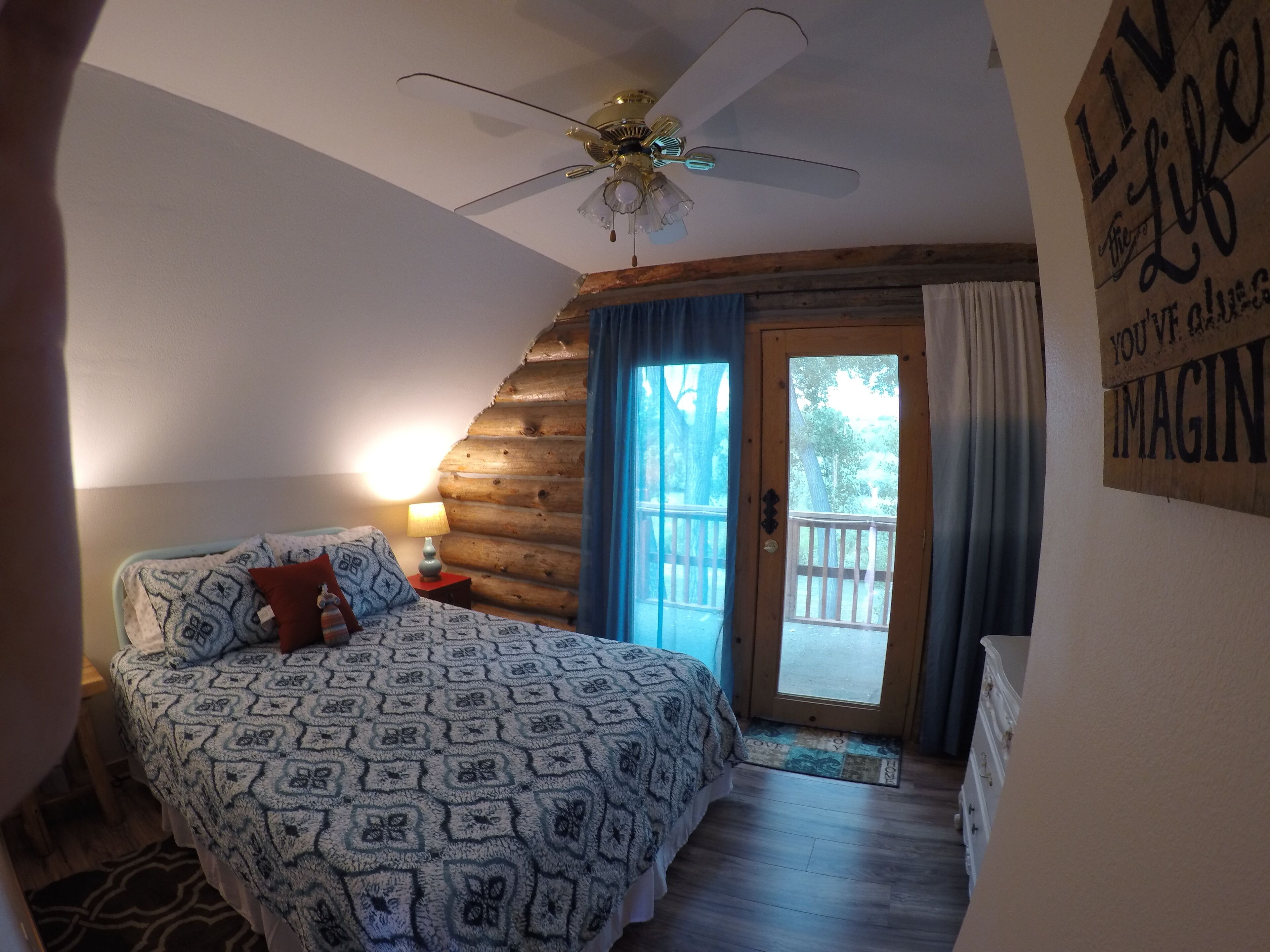 3 間睡房、熨斗/熨衫板、可攜式嬰兒床、免費 Wi-Fi