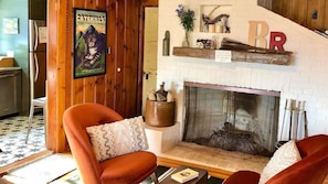 Interior - Beautiful, remote Catskills cabin over waterfall with amazing views & hot tub (Wurtsboro)