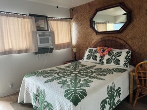 1 bedroom, desk, iron/ironing board, free WiFi