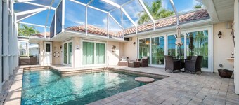 Hibiscus |Waterfront|Heated Pool-Dock-Bikes-Kayaks