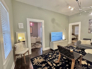 Smart TV - Adobe in Prime location in heart of Marfa, Steamshower, Fantastic Porch (Marfa)