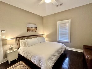 1 bedroom, iron/ironing board, free WiFi, bed sheets - Adobe in Prime location in heart of Marfa, Steamshower, Fantastic Porch (Marfa)