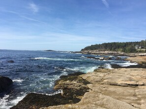 On the beach, sun-loungers, beach towels - AIR-CONDITIONED Ocean Point OCEANFRONT with Lawn & Beach (Boothbay)