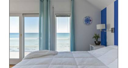 Ocean Dreams, Waves as far as the eyes can see...........