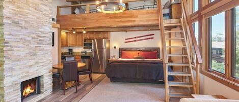 Bügeleisen/Bügelbrett, kostenloses WLAN, Bettwäsche