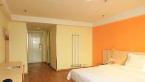 Room - 7 Days Inn (Weifang)