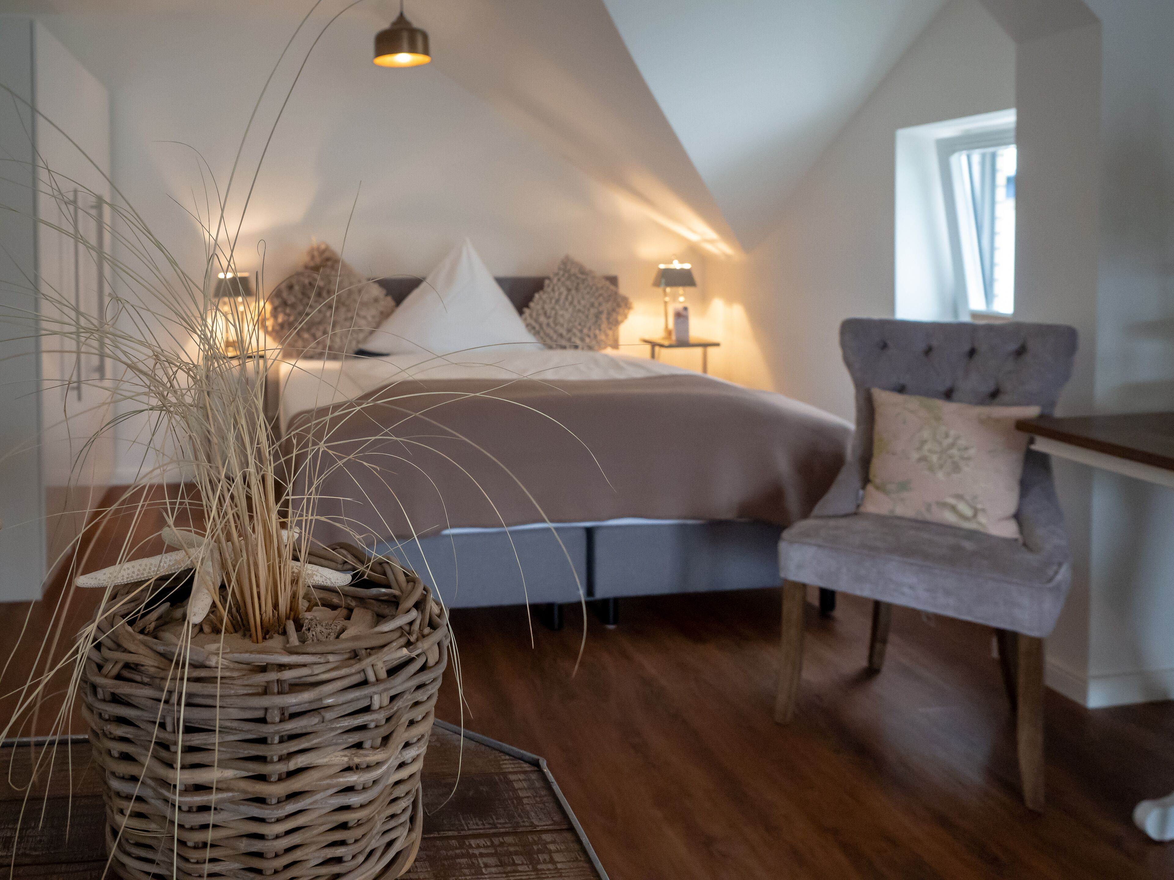 deluxe double room, balcony | interior