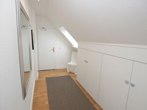 Imagen sin descripción, 3 de 17, botón