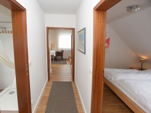 1 bedroom, in-room safe, WiFi, bed sheets - A32 (BC.a5) - Stranddomicil Steiner (Büsum)