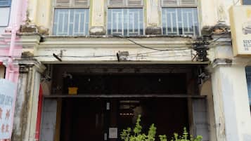 Depan hartanah