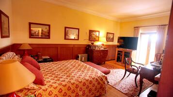 Hochwertige Bettwaren, individuell dekoriert, individuell eingerichtet