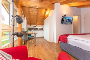 1 bedroom, internet, bed sheets