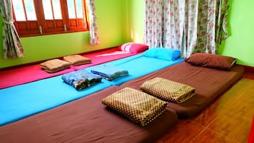 Family Room | Free WiFi