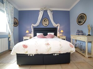 4 間睡房、可攜式嬰兒床、免費 Wi-Fi