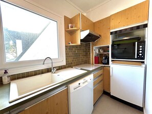 Refrigerador, microondas y lavavajillas 