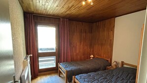 3 bedrooms - Comfortable 80sqm duplex in Tignes, 4 bedrooms, near slopes (Tignes)