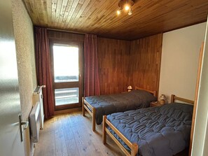 3 bedrooms
