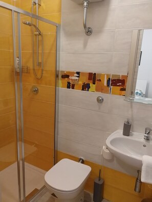 Economy Double Room | Bathroom - Casa Sannì (Naples)